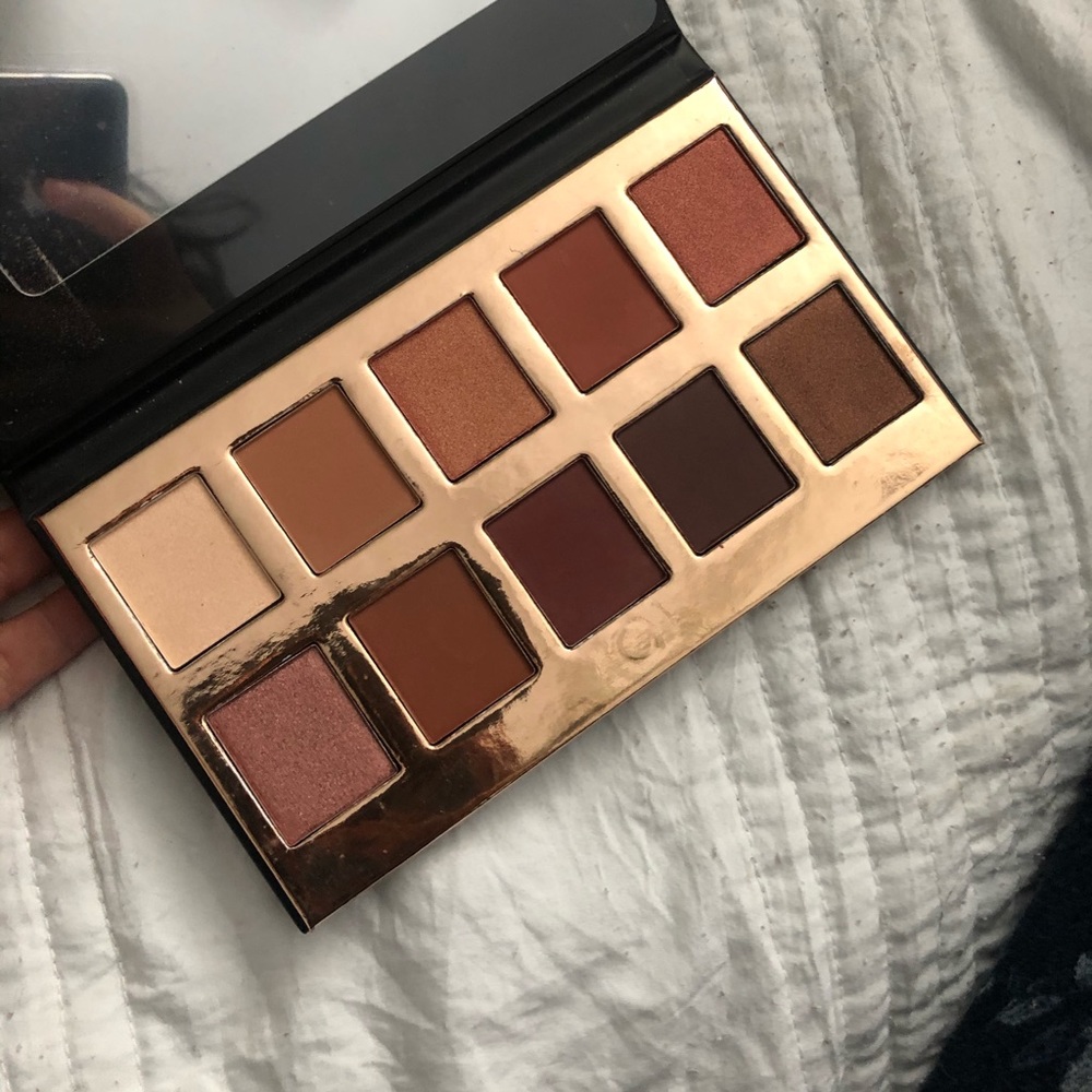 CROWN PALETTE